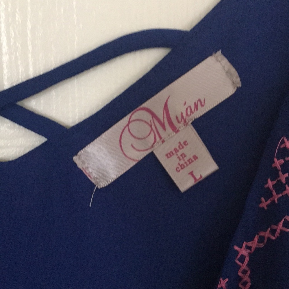 Francescas Top - Picture 6 of 6